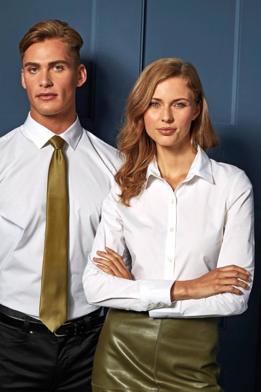 Koszula damska z elastycznej miękkiej tkaniny