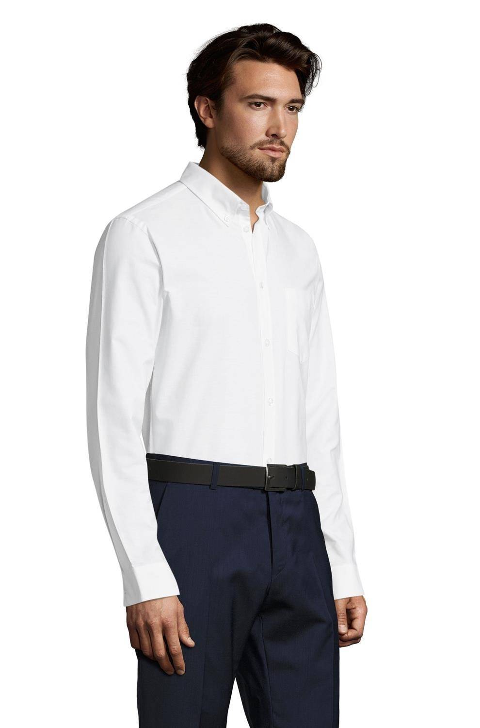 Koszula męska o dopasowanym kroju z regulowanymi mankietami