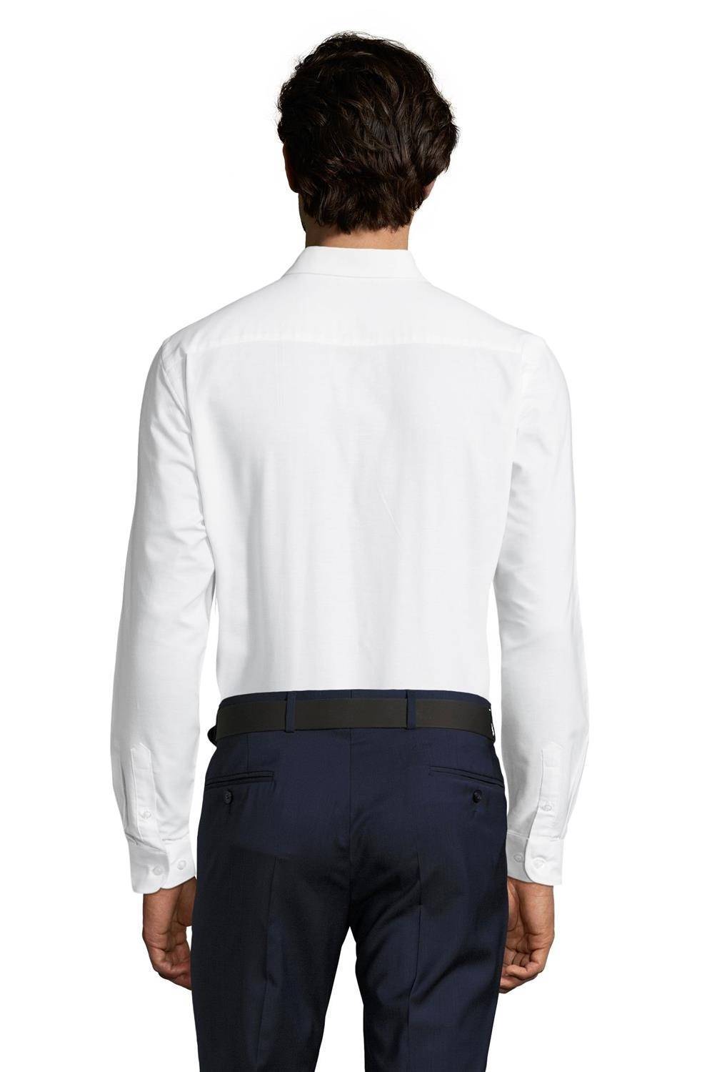 Koszula męska o dopasowanym kroju z regulowanymi mankietami