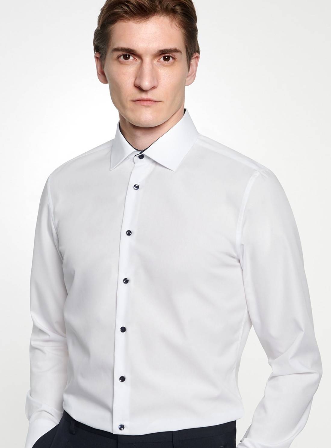 Koszula męska Seidensticker z kontrastowymi guzikami i zaszewkami na plecach