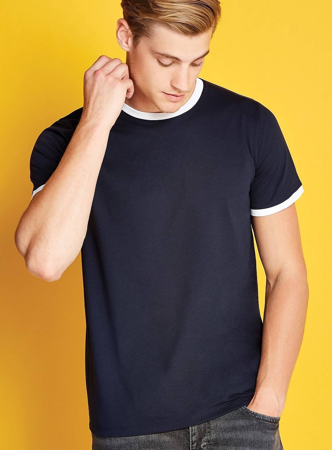 Koszulka męska z kontrastowym obszyciem dekoltu i rękawków