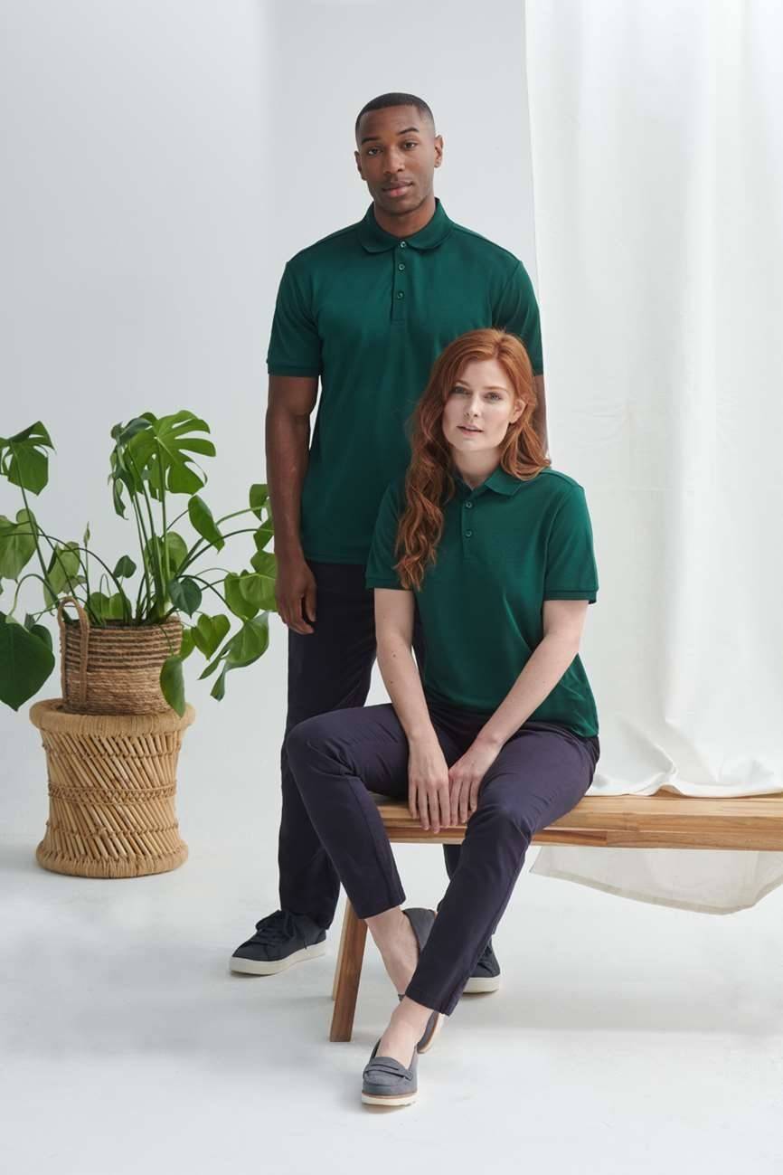 Koszulka polo o klasycznym kroju z oddychającego materiału z recyklingu