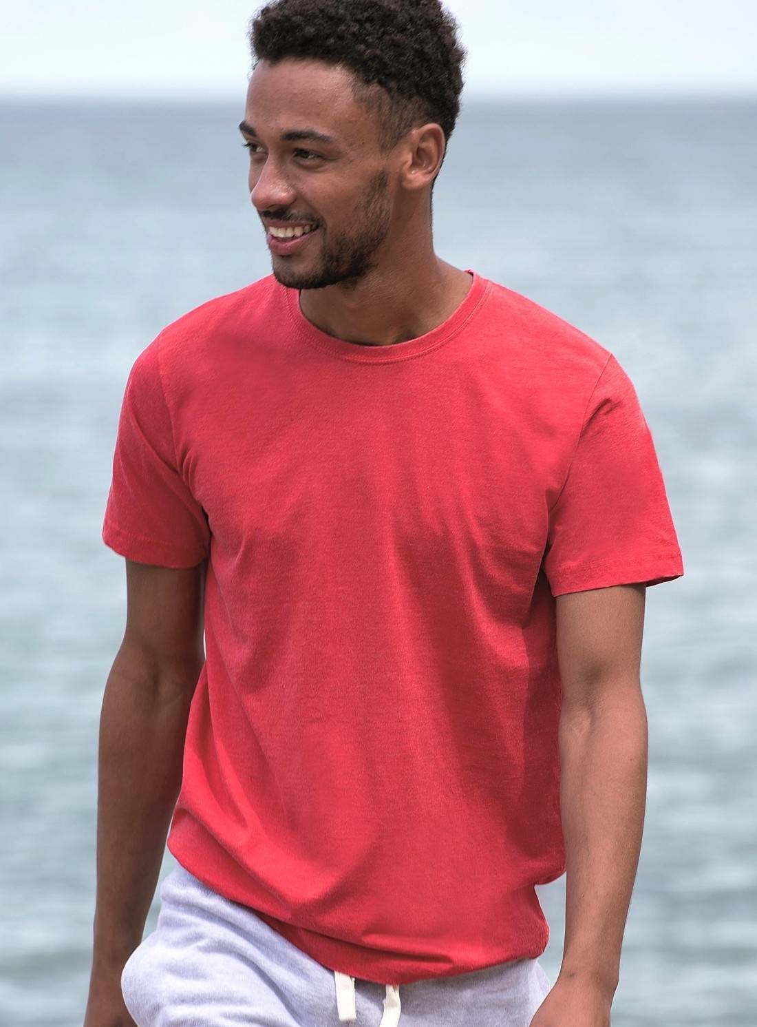 Koszulka t-shirt z efektem sprania – miękka w dotyku