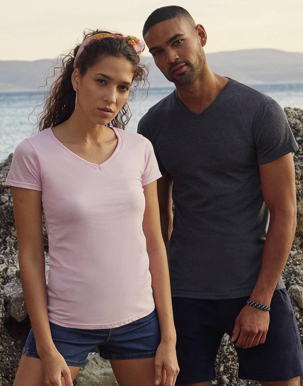 Koszulka typu V-Neck Fruti of the loom