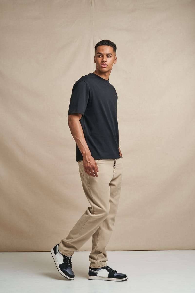 Koszulka w stylowym kroju oversized