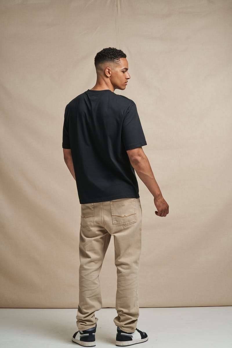 Koszulka w stylowym kroju oversized