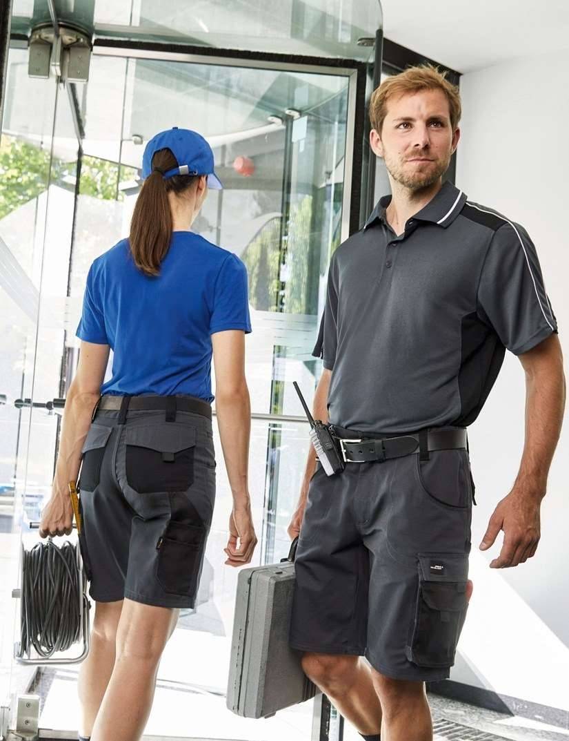 Krótkie spodenki robocze z potrójnymi szwami i licznymi kieszeniami