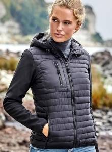 Kurtka damska z pikowanym korpusem i gładkimi rękawami