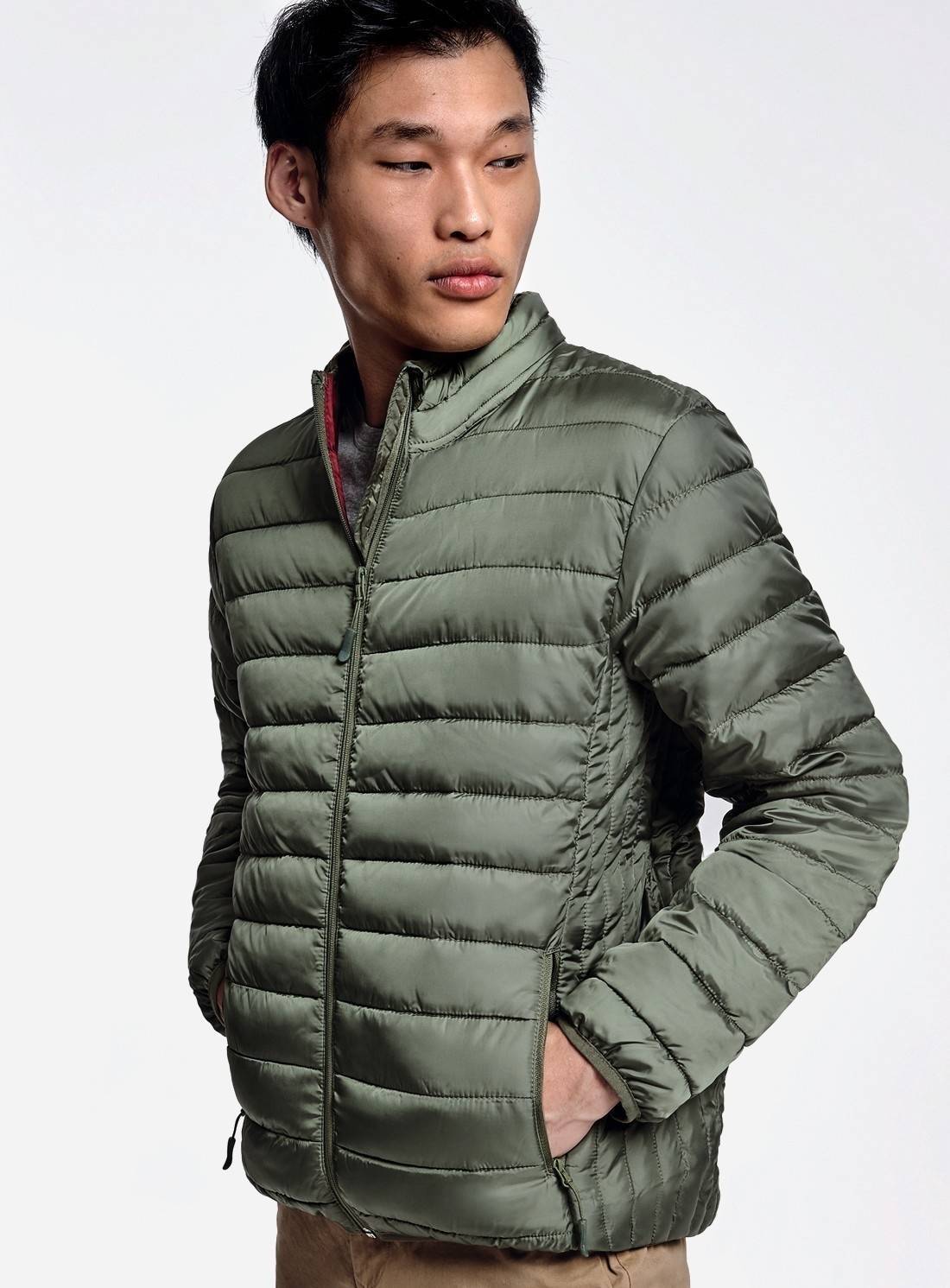 Kurtka pikowana męska Roly z bocznymi pionowymi panelami