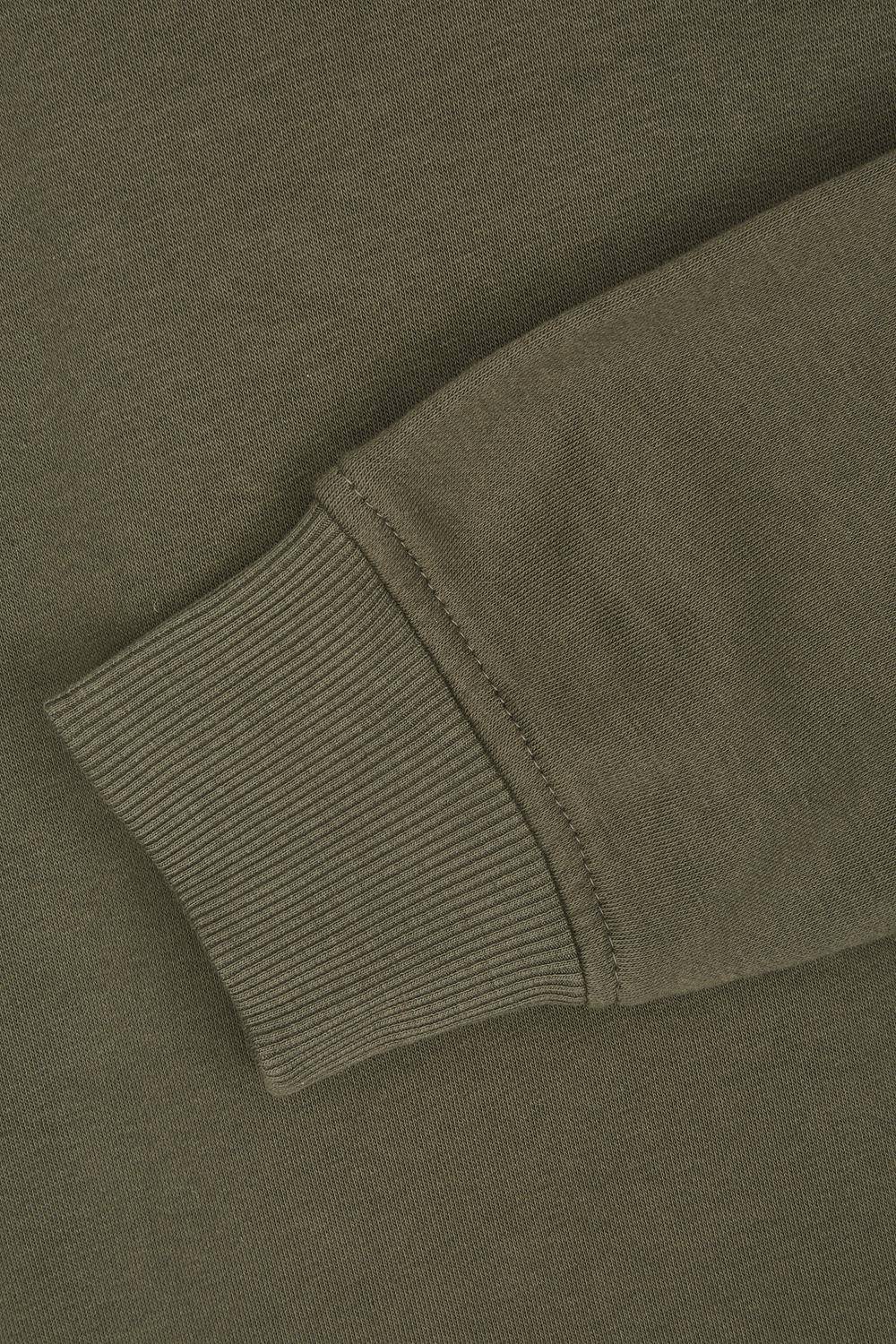 Kurtka pikowana z gładkimi rękawami i odpinanym kapturem