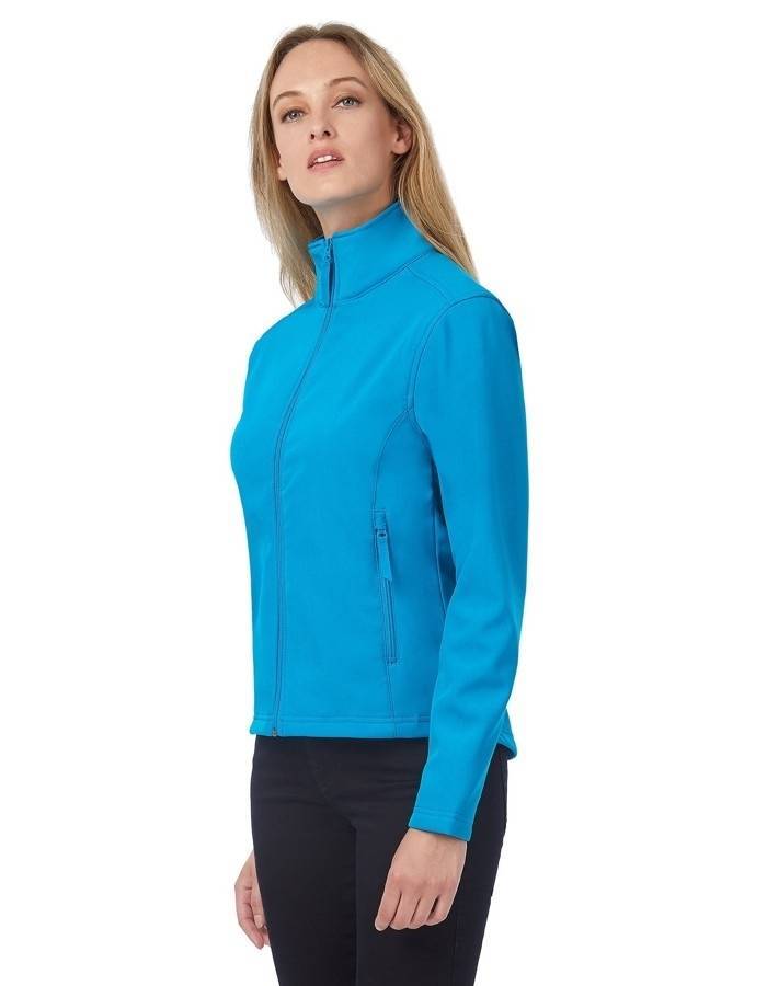 Kurtka softshell damska B&C z wydłużonymi plecami