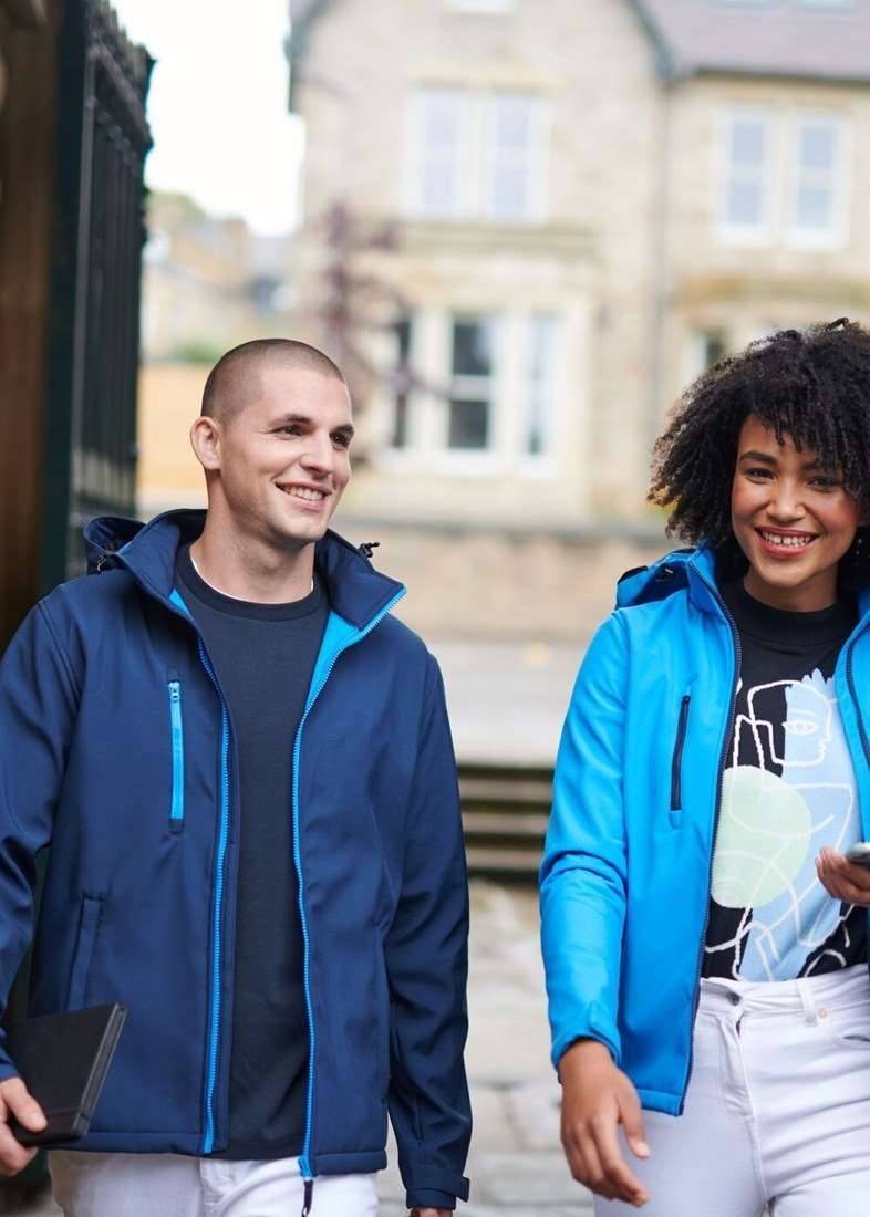 Kurtka softshell Regatta damska z odpinanym kapturem,  materiał wodoodporny i oddychający