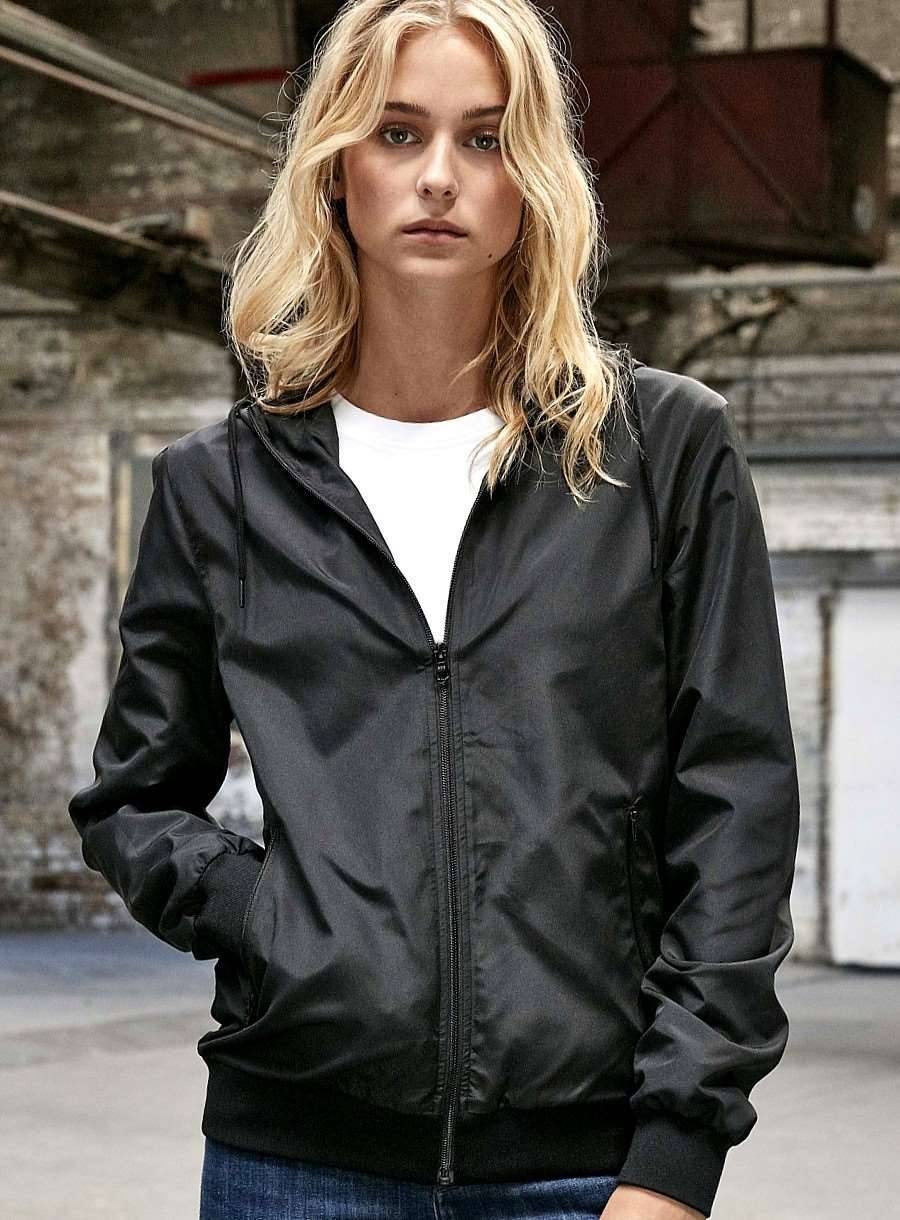 Lekka kurtka damska z kapturem, materiał z recyklingu