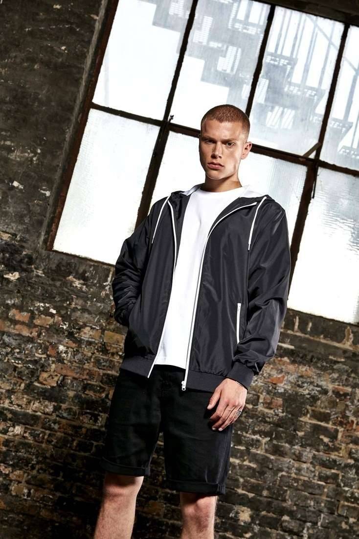 Lekka kurtka męska z kapturem, materiał z recyklingu