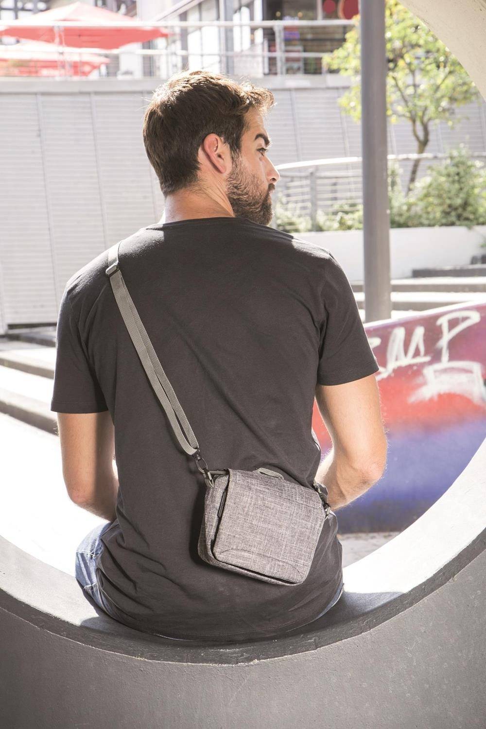 Mała torebka na ramię w kolorze szarego melanżu