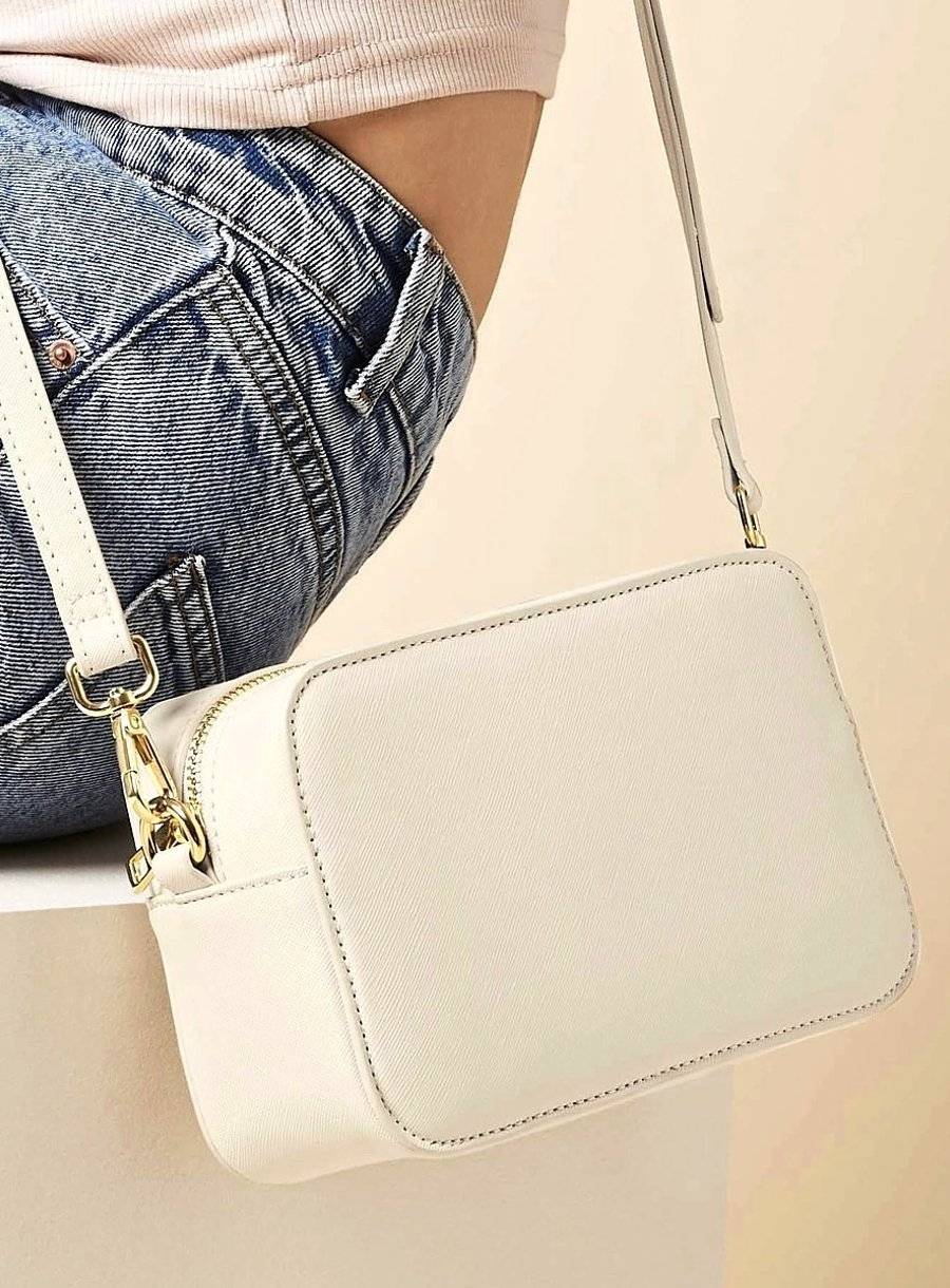 Mała torebka na ramię z wymiennym pasem