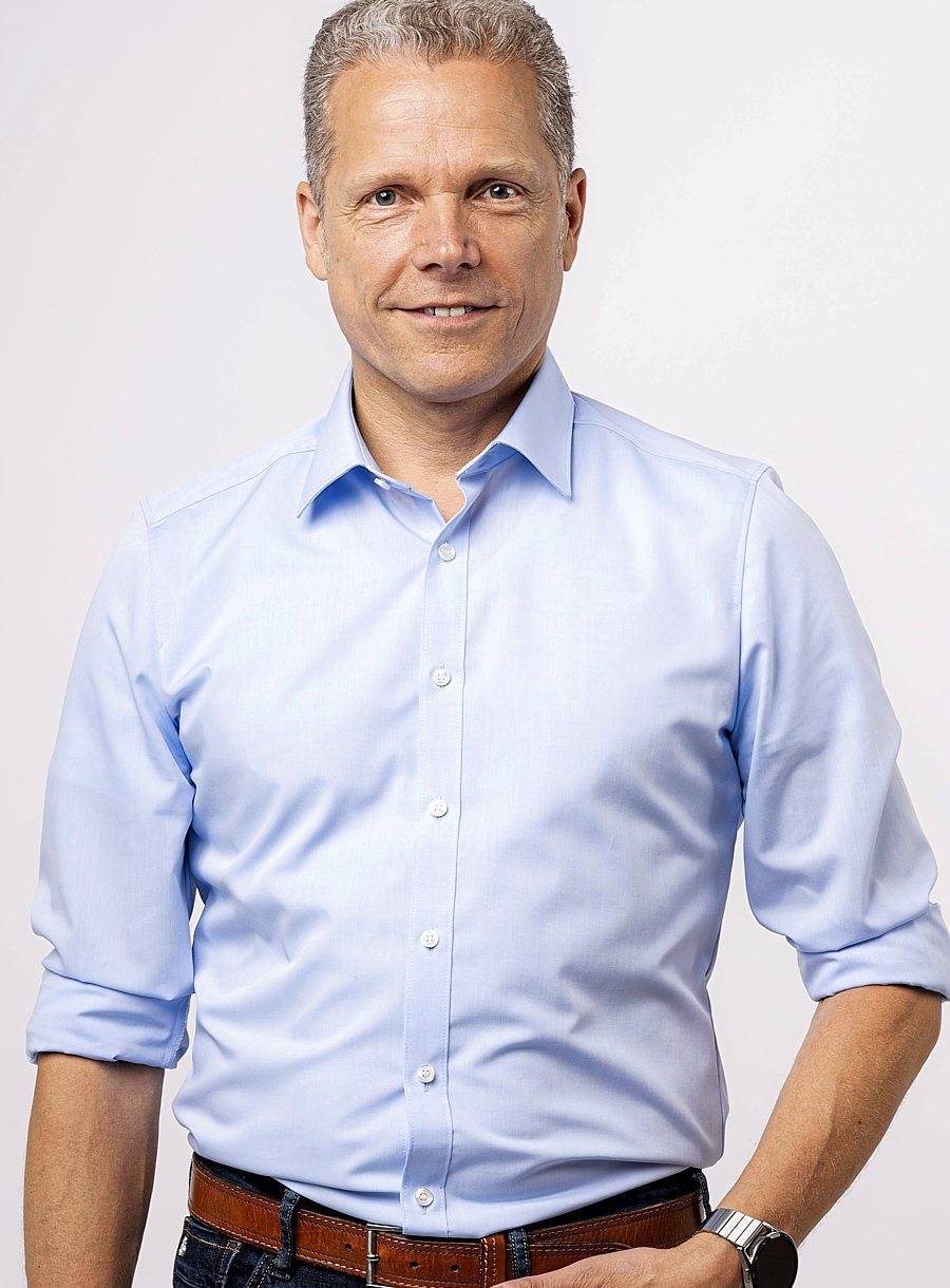 Men´s Shirt Body Fit Extra Long Sleeve