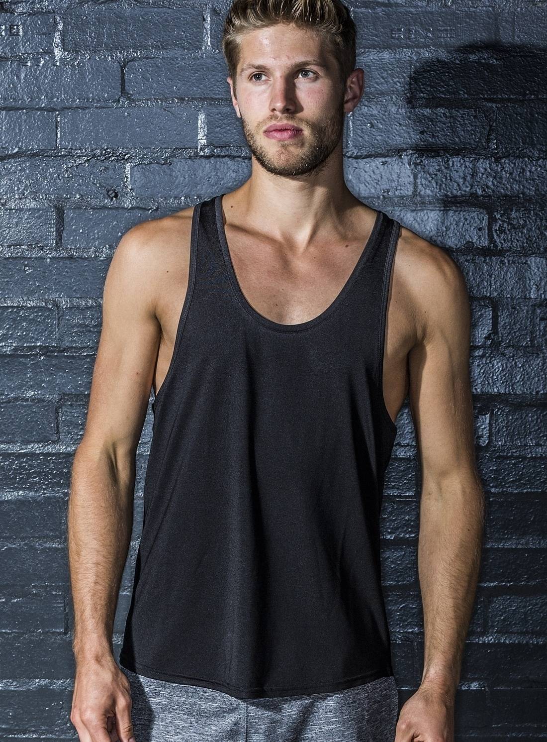 Męska koszulka sportowa Tombo Muscle