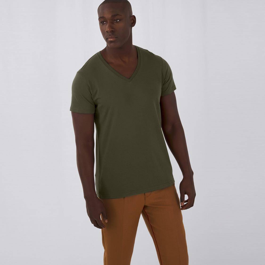 Męska koszulka V-Neck B&C