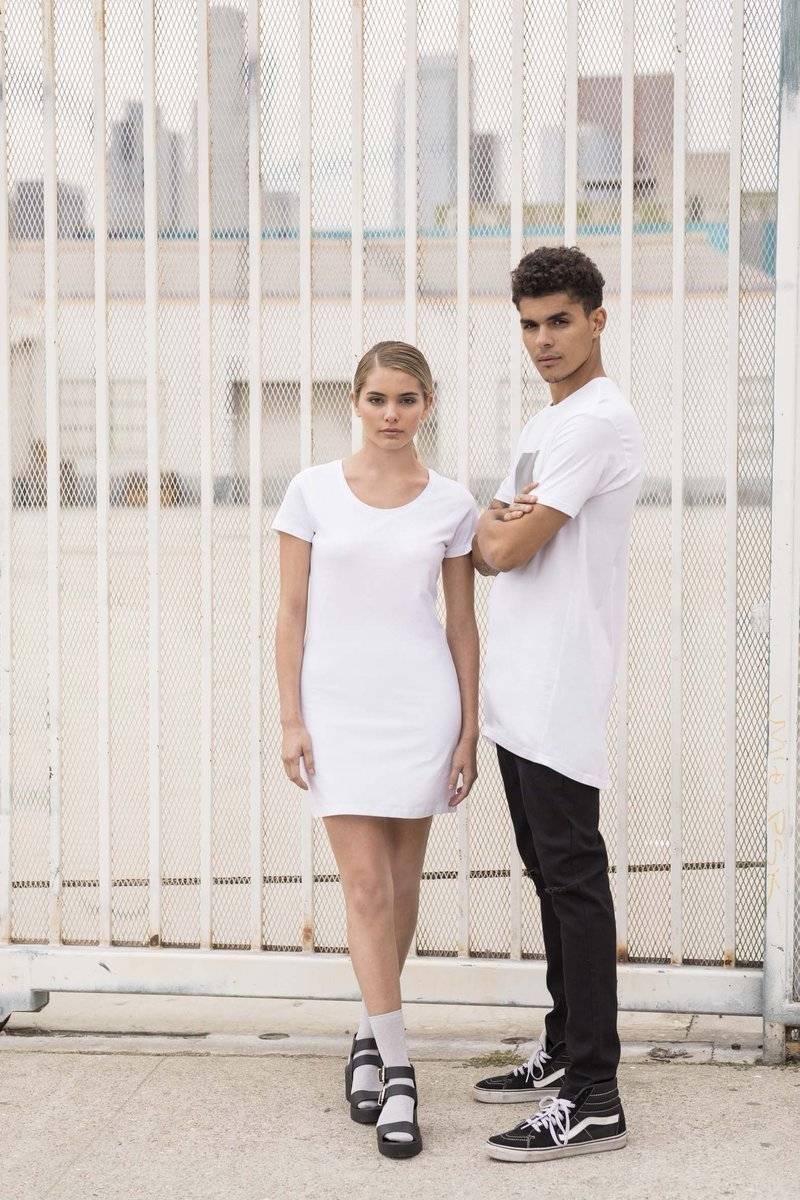 Męska koszulka z odrywaną mętką Dipped Hem