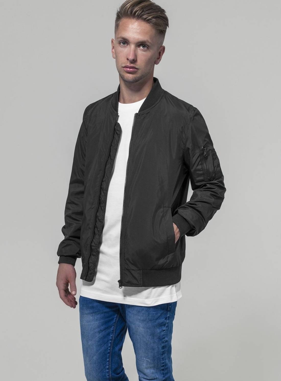 Męska kurtka typu bomber