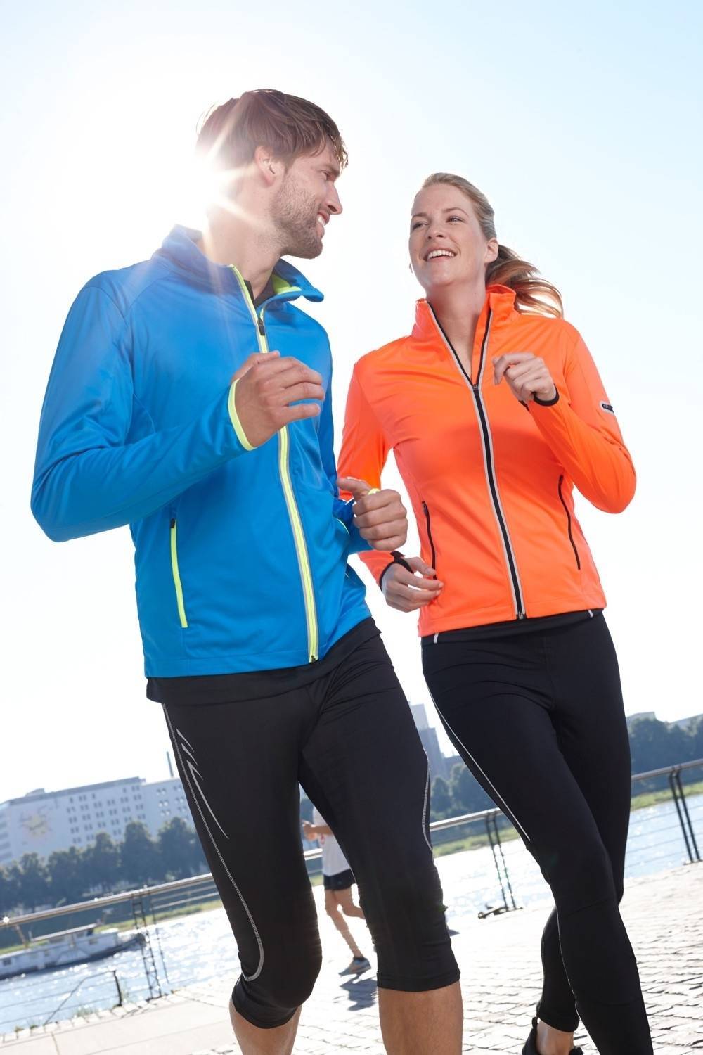 Męska sportowa bluza softshell James&Nicholson