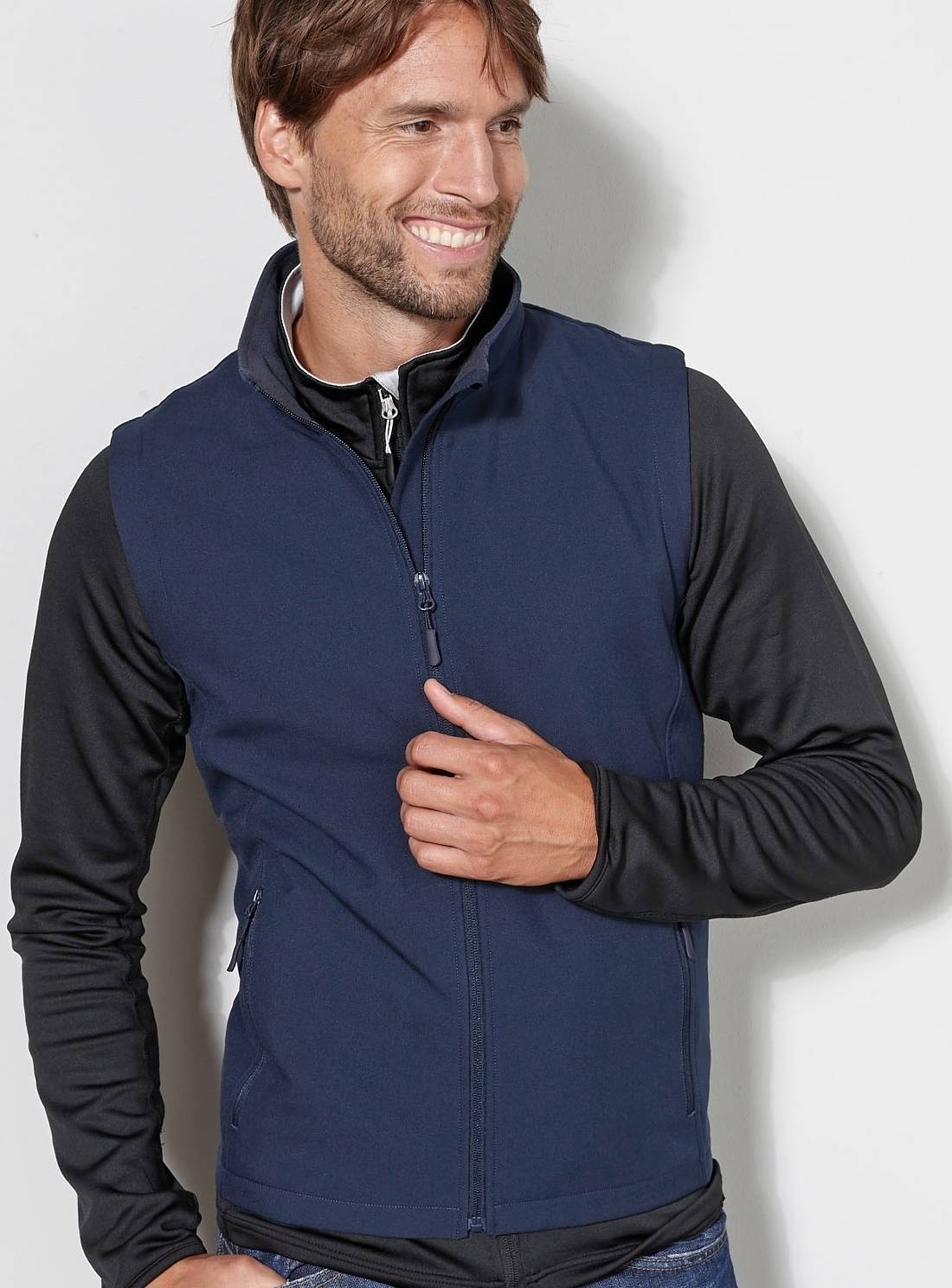 Męski bezrękawnik softshell James+Nicholson Promo