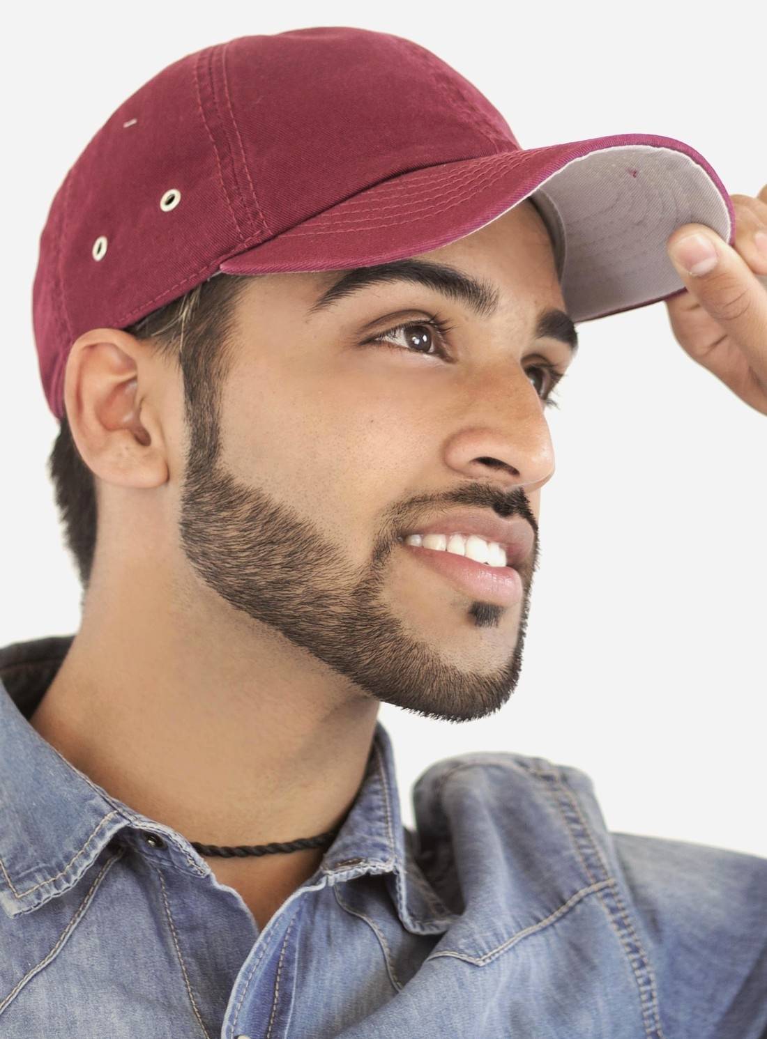 Modna czapka z daszkiem Action