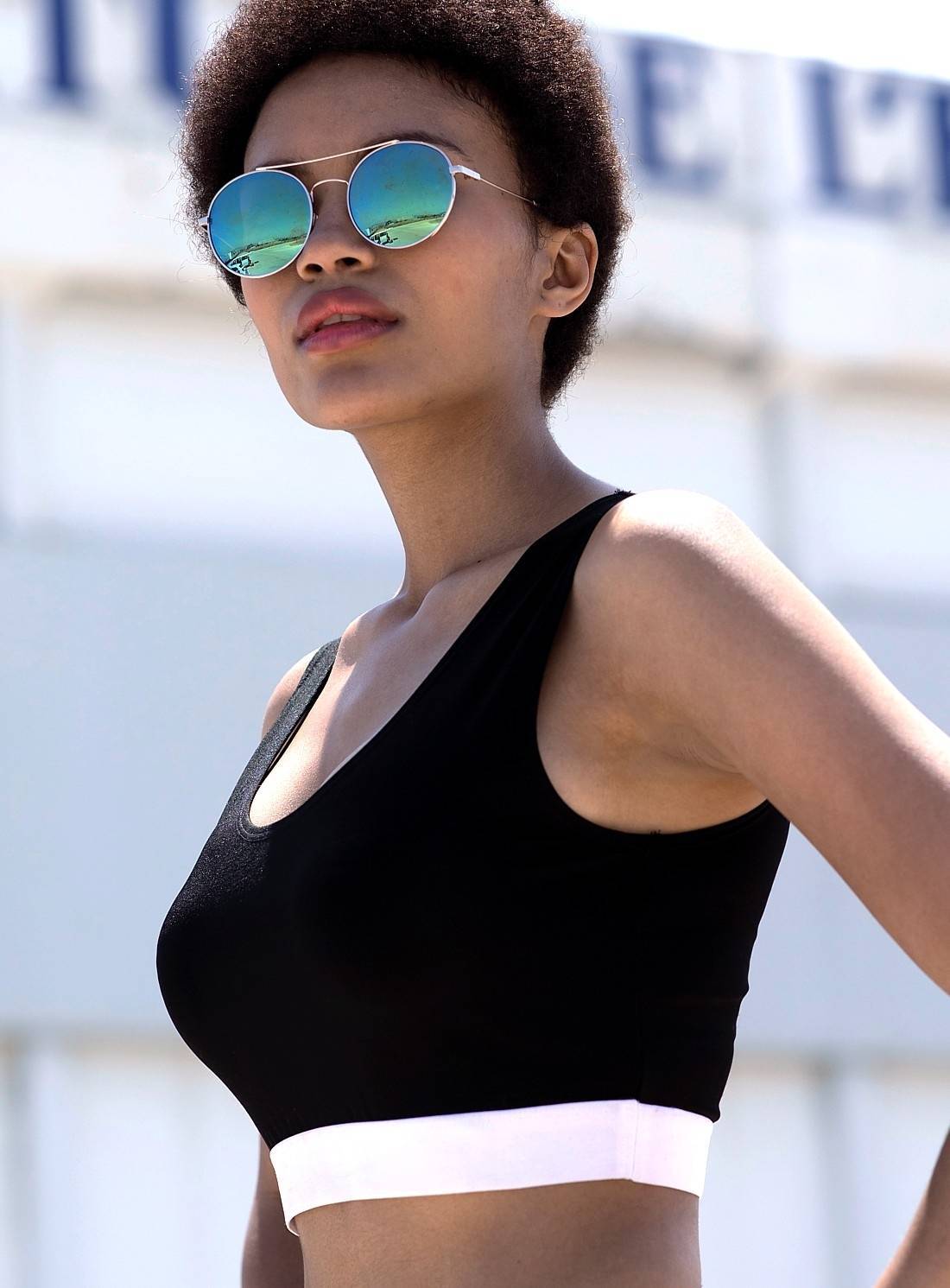 Modny damski top SF Crop