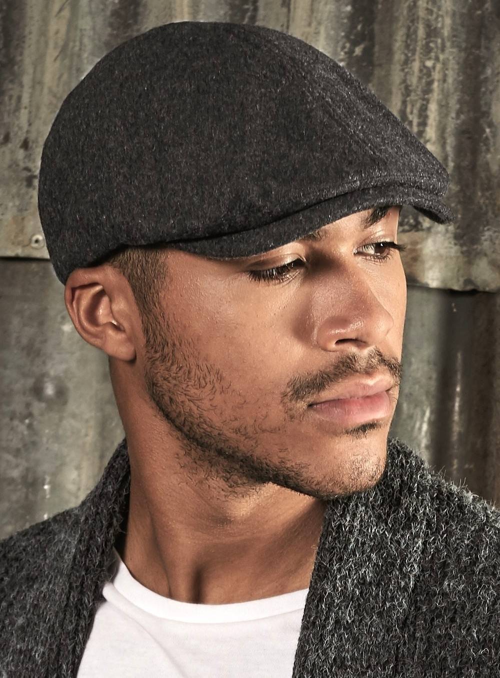 Modny kaszkiet z regulacją rozmiaru