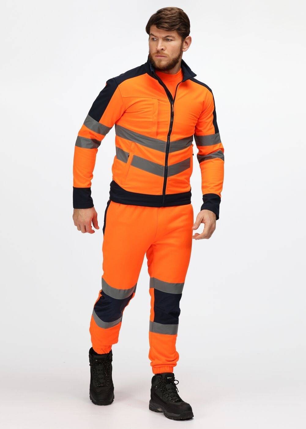 Odblaskowa kurtka robocza Regatta w technologii softshell