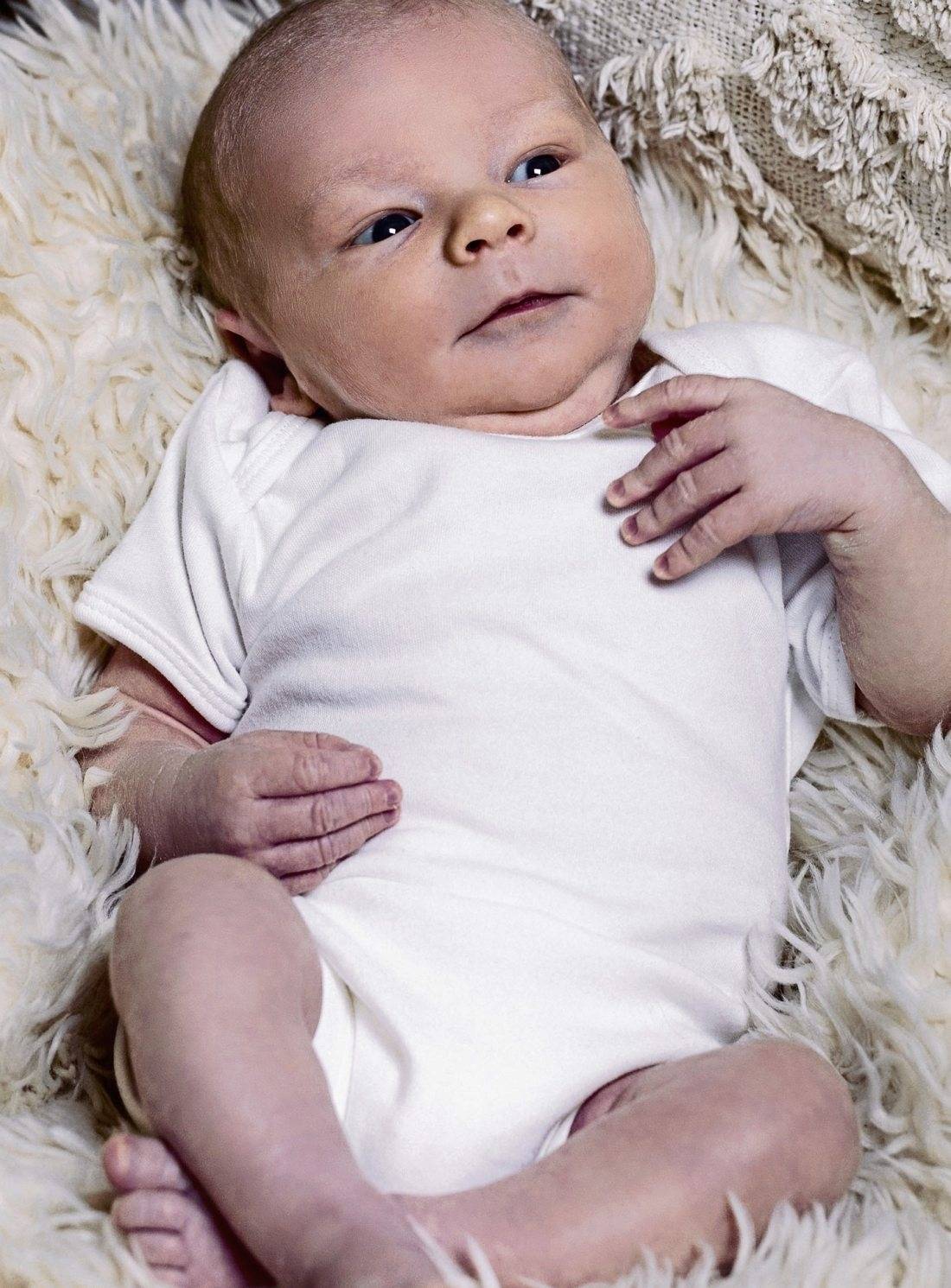 Organic Baby Bodysuit Short Sleeve Bailey 01