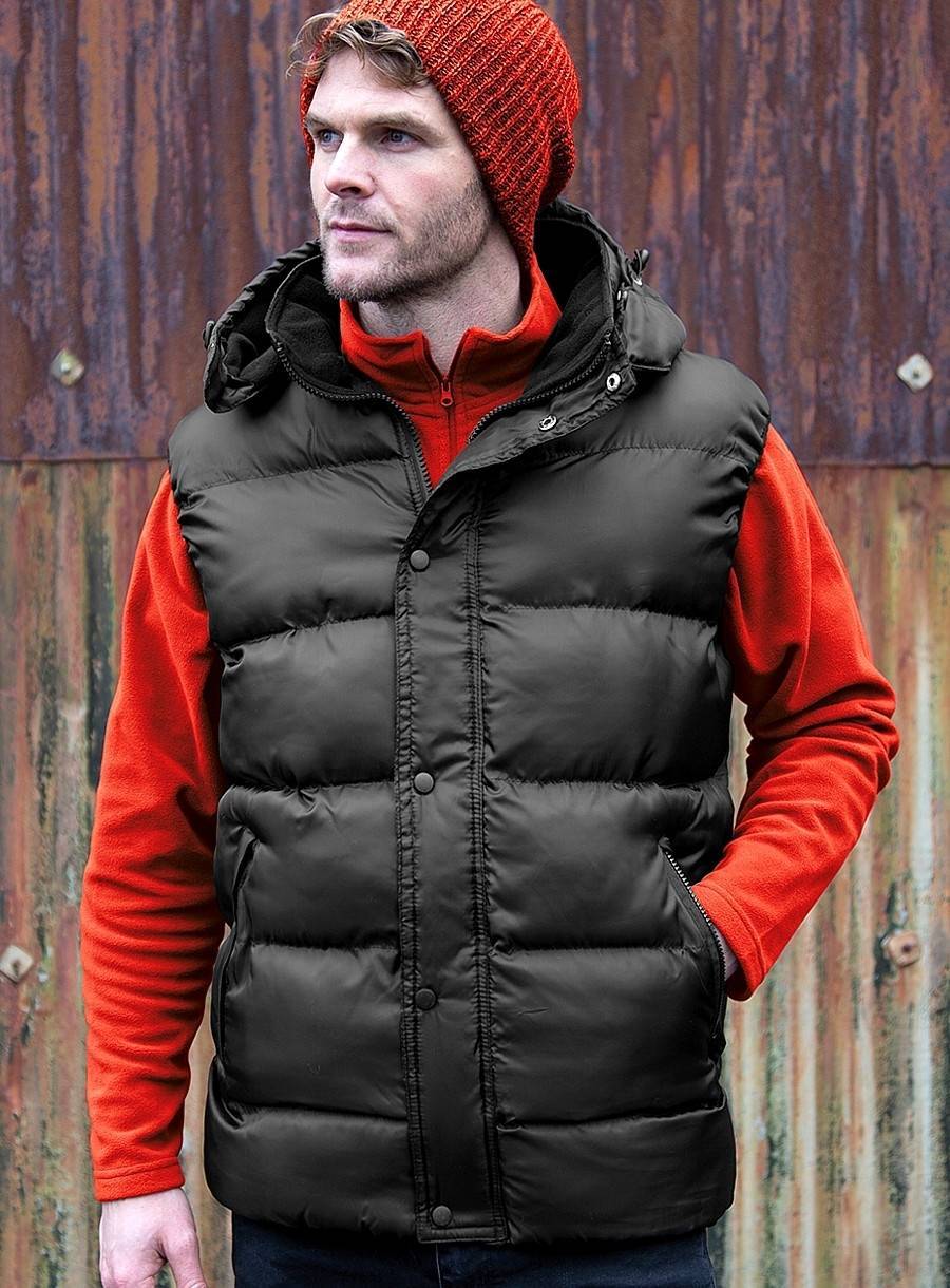 Pikowana kamizelka Result z odpinanym kapturem