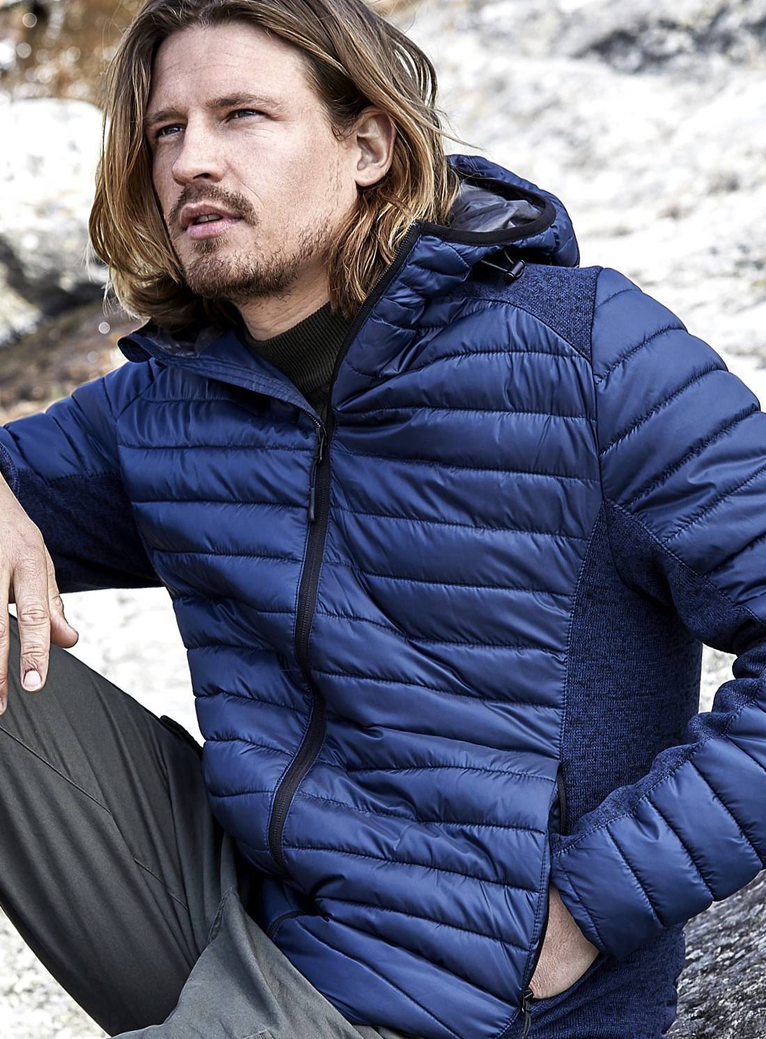 Pikowana kurtka męska z bocznymi melanżowymi panelami