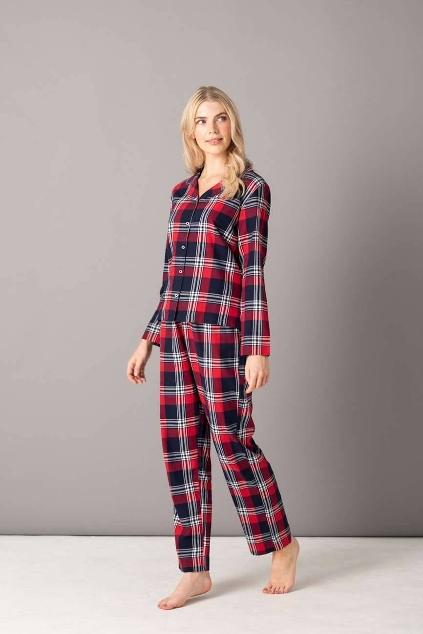 Piżama damska w dekoracyjnym flanelowym wzorze