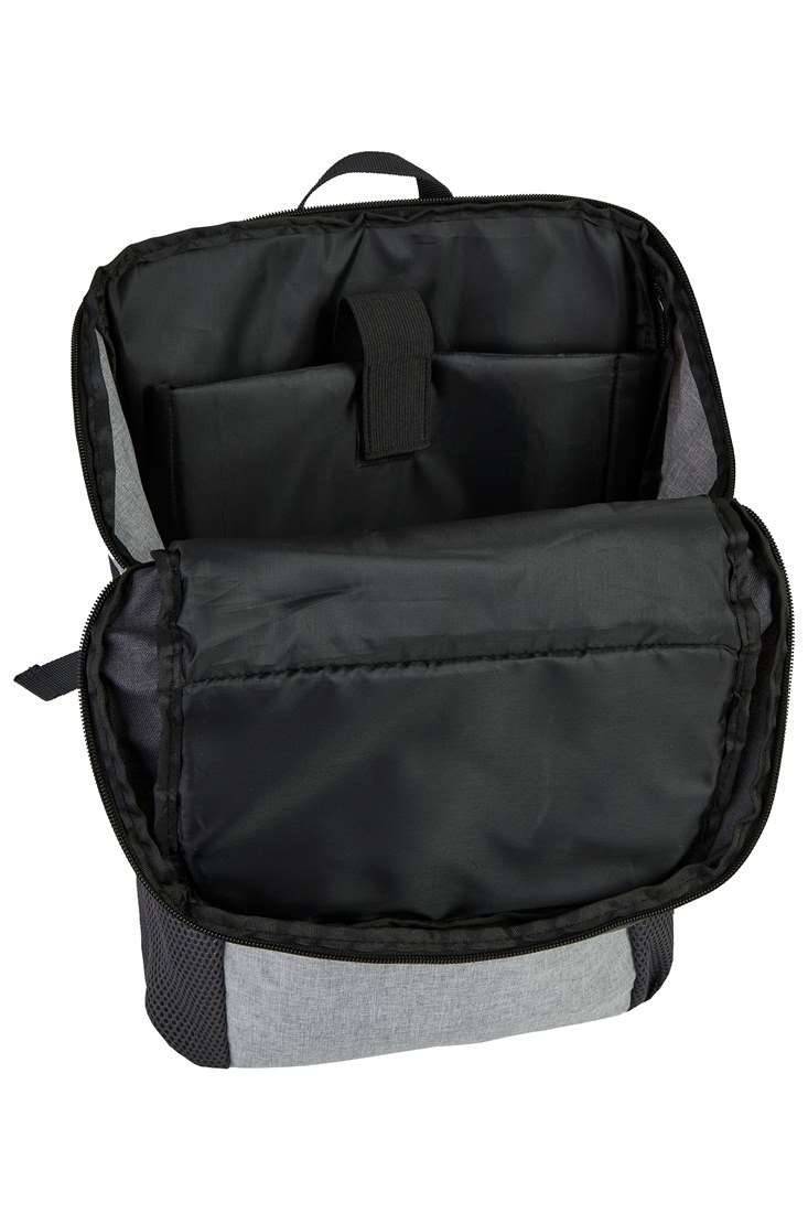 Plecak miejski z praktyczną komorą na laptopa 17 cali