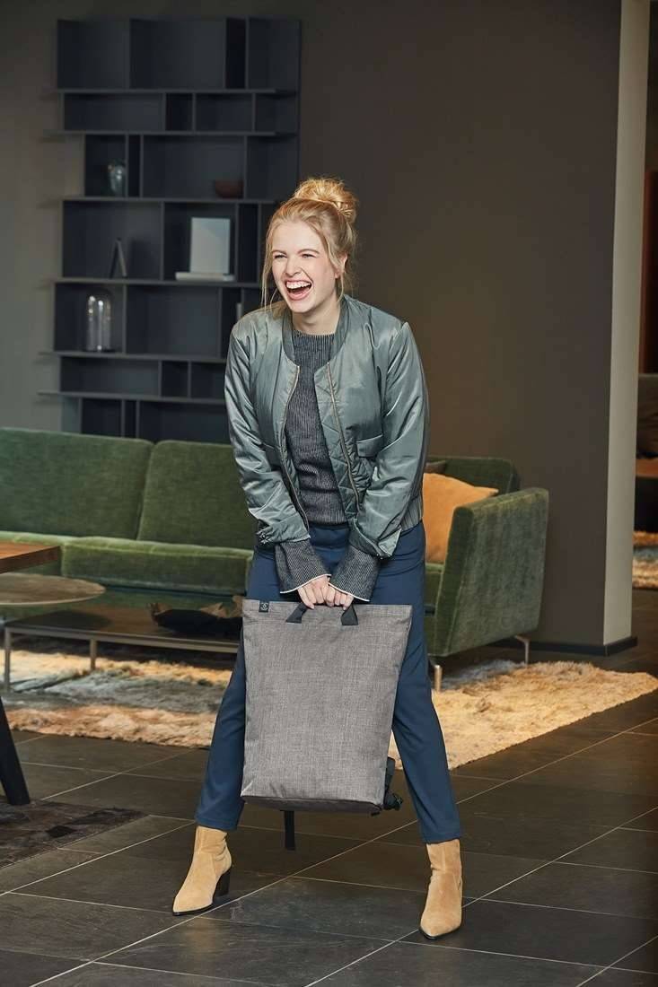 Plecak o nowoczesnym kroju Europe z komorą na laptopa