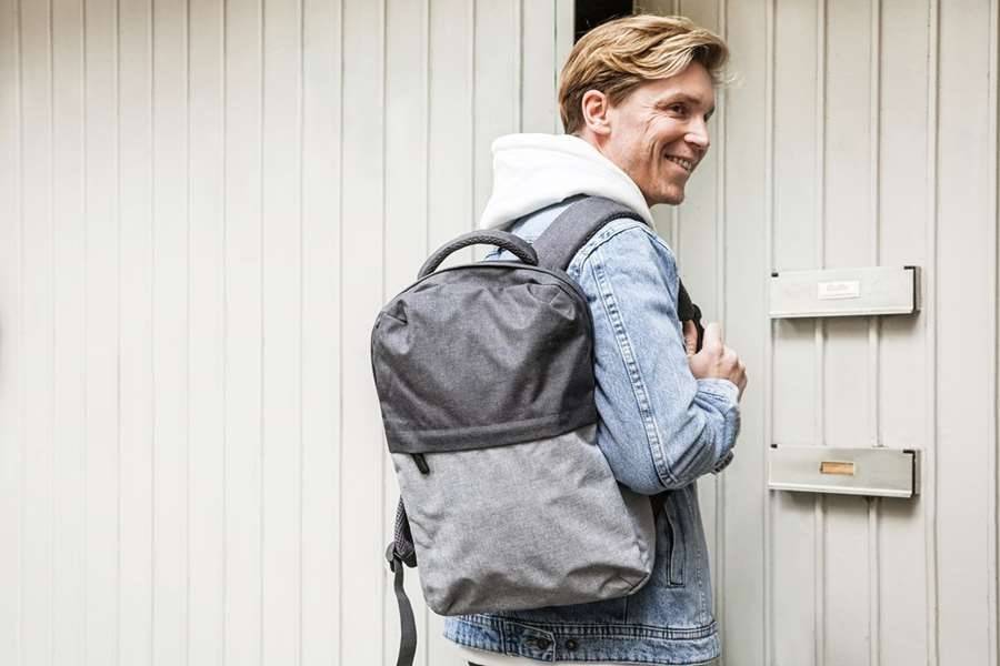 Plecak o pojemności 13l z komorą na laptopa 15 cali