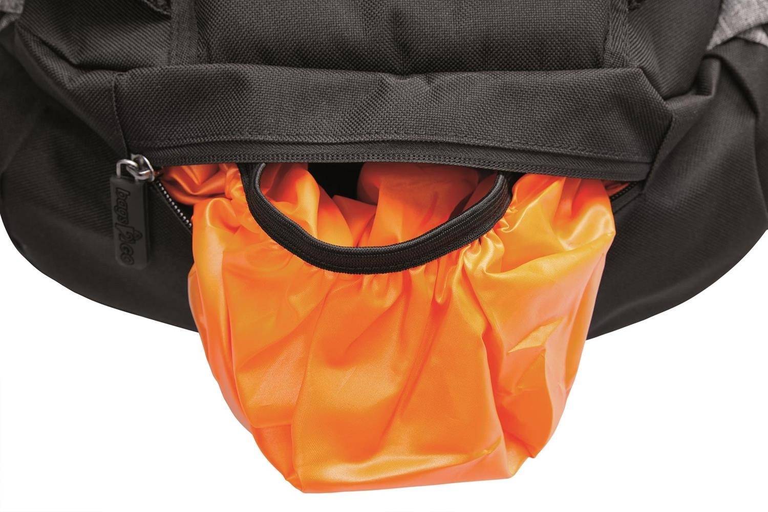 Plecak turystyczny z dużą komorą i pokrowcem przeciwdeszczowym