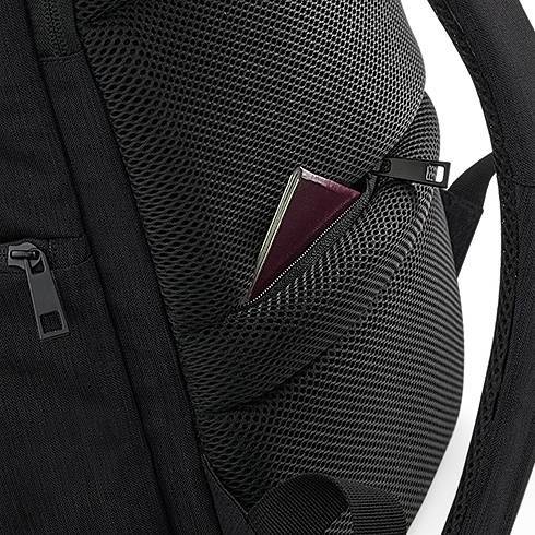 Plecak z kieszenią na laptopa i rolowanym zamknięciem