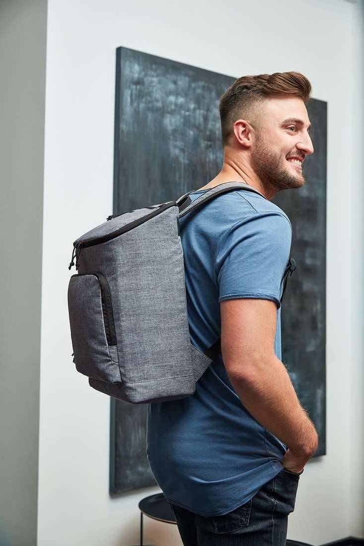 Plecak z komorą termiczną posiadający miejsce na zimne wkłady