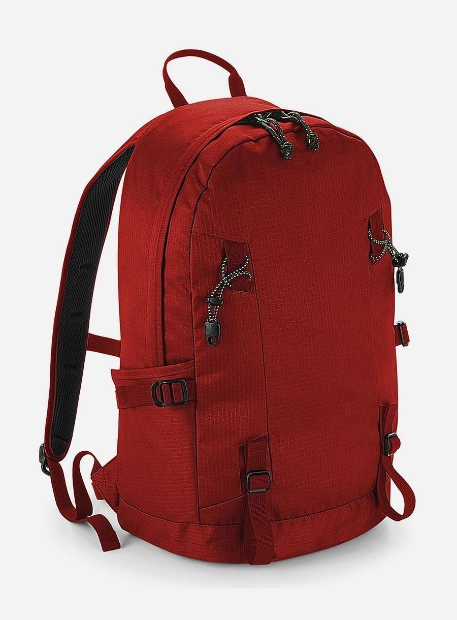 Plecak z praktycznymi kieszeniami i pasem piersiowym