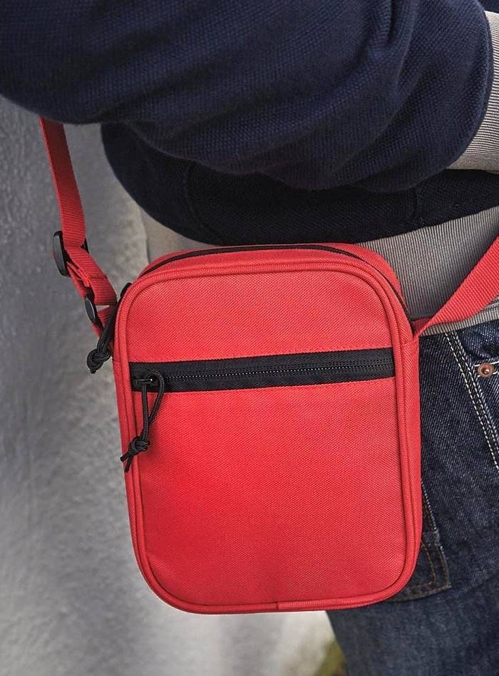 Podręczna torba na ramię z kieszenią na zamek