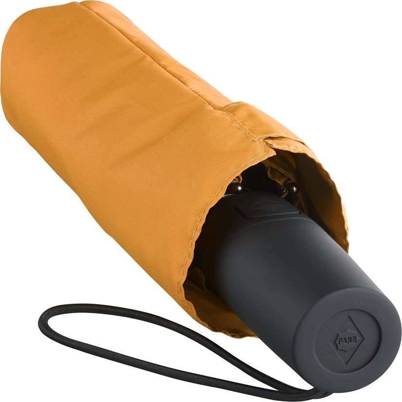 Podręczny parasol z mocnym stelażem i miękką w dotyku rączką