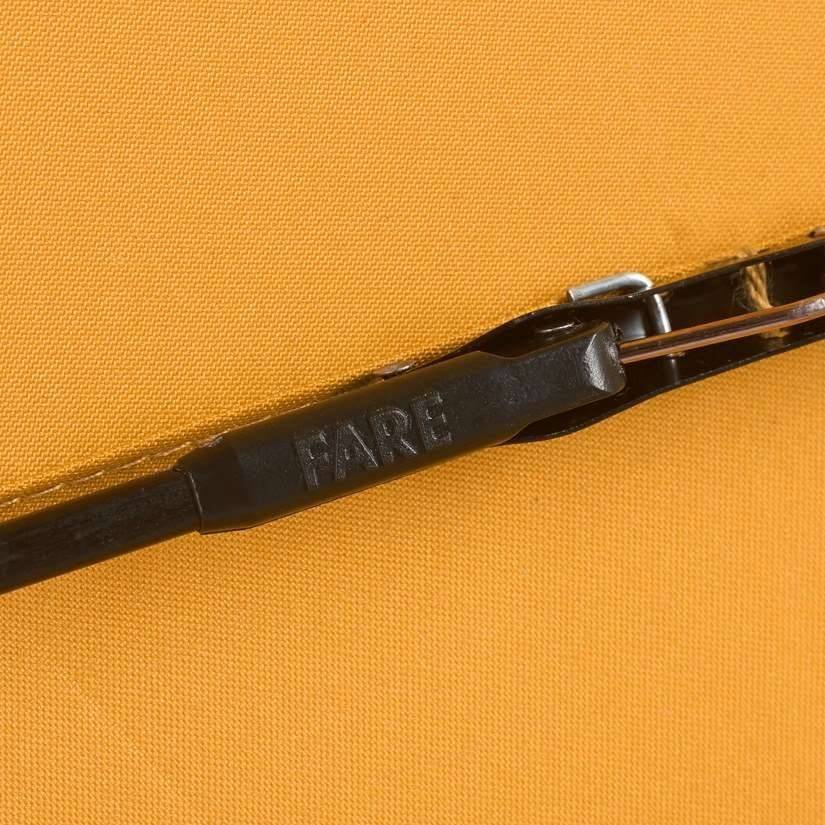 Podręczny parasol z mocnym stelażem i miękką w dotyku rączką