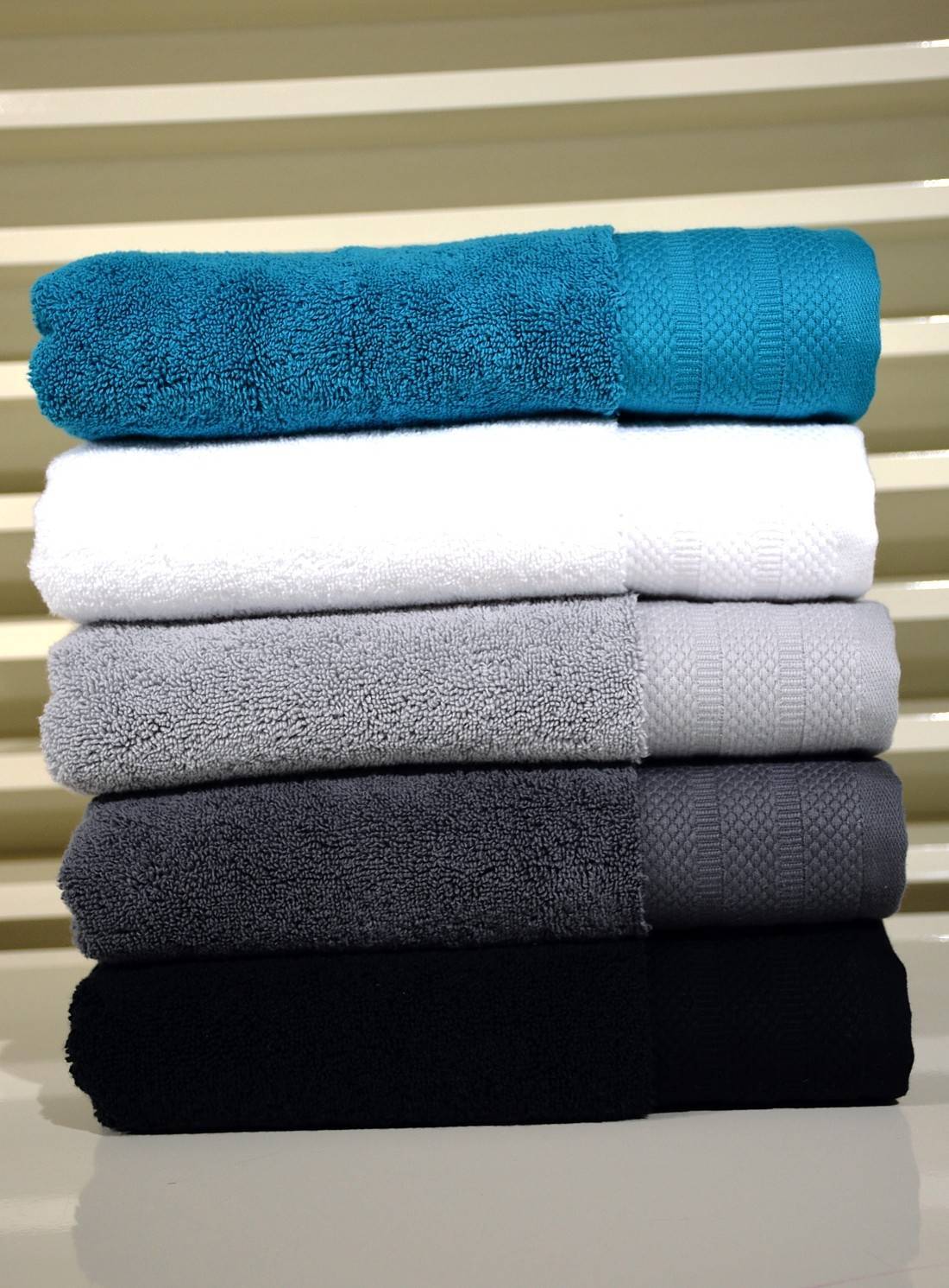 Przyjemny w dotyku ręcznik kąpielowy Deluxe