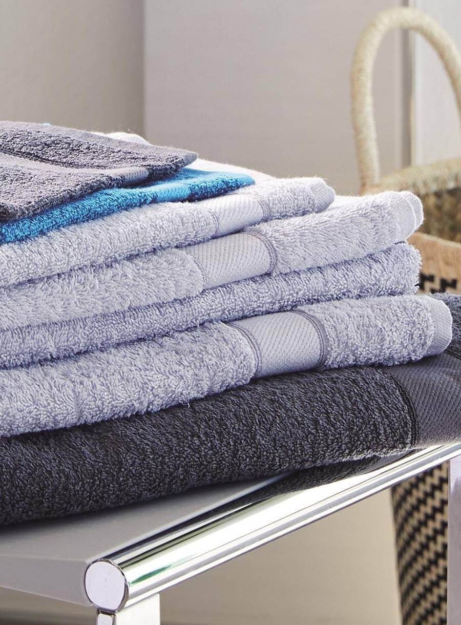 Ręcznik łazienkowy z zawieszką