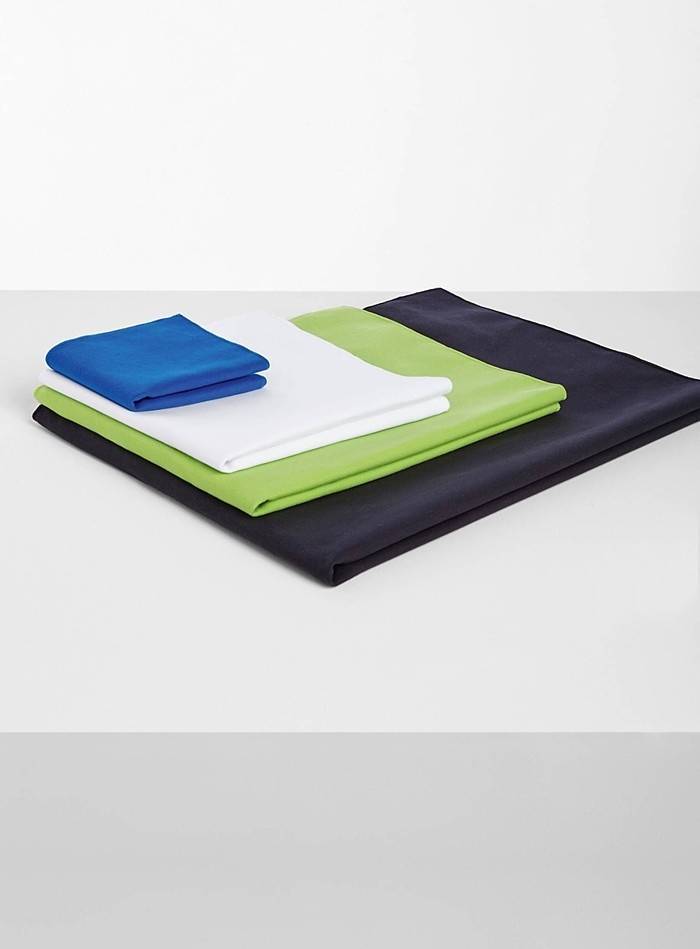 Ręcznik z mikrofibry z elastyczną zawieszką