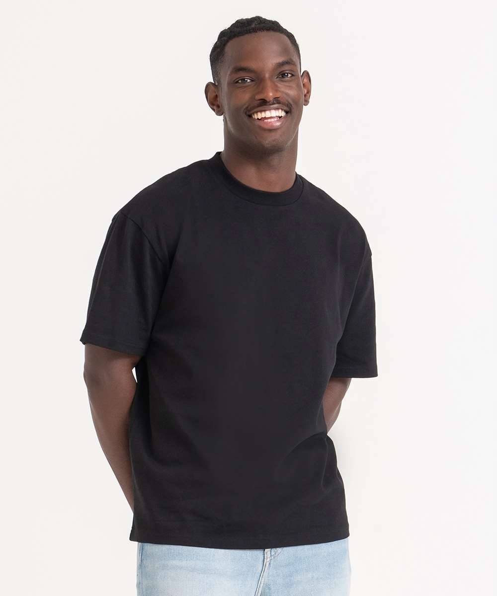 Signature Heavyweight T