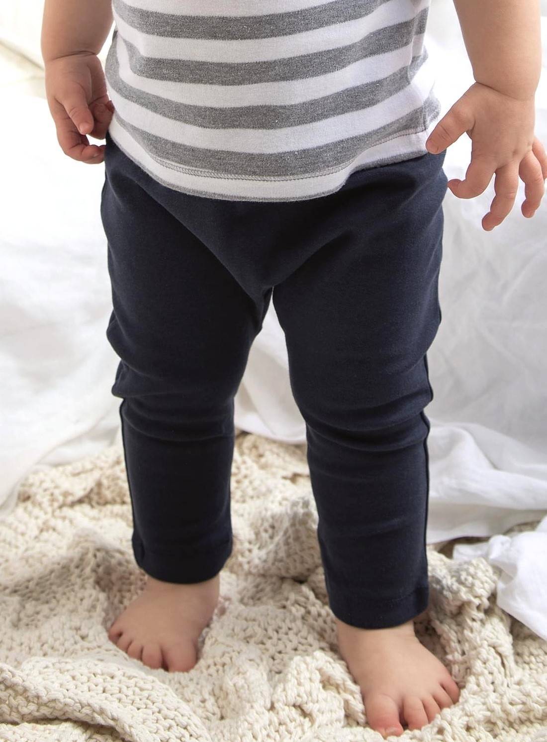 Spodenki niemowlęce z bawełny organicznej